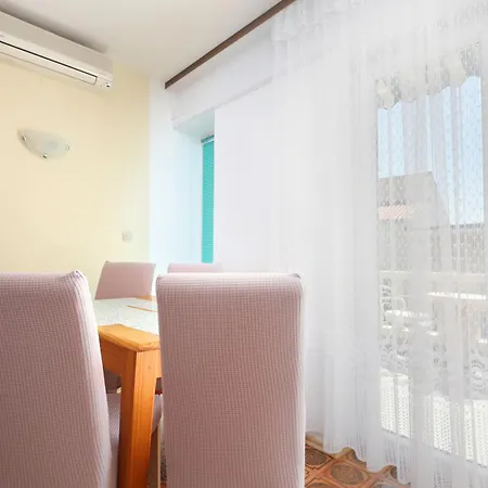 Apartments By The Sea Brela, Makarska - 18356 Exterior photo