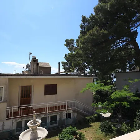 Apartments By The Sea Brela, Makarska - 18356 Exterior photo