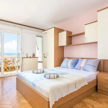 Apartments By The Sea Brela, Makarska - 18356 Exterior photo
