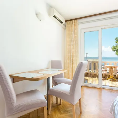 Apartments By The Sea Brela, Makarska - 18356 Exterior photo