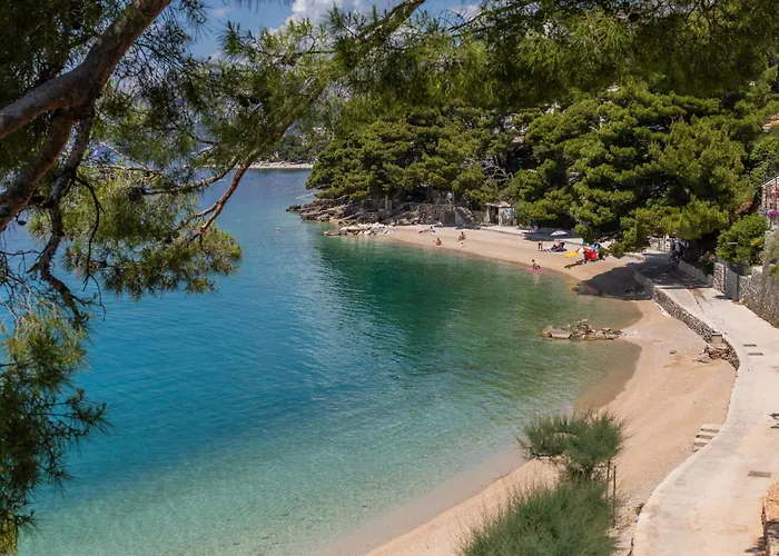 Apartments By The Sea Brela, Makarska - 18356