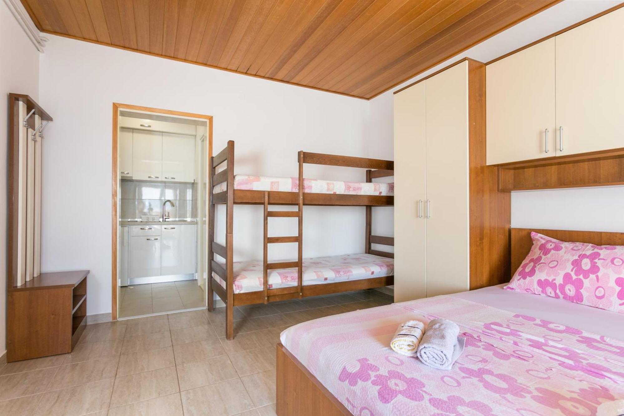 Appartement By The Sea Brela, Makarska - 18356